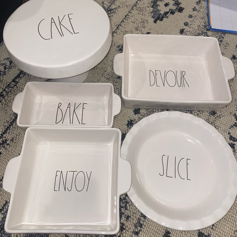 Rae Dunn Baking Lot